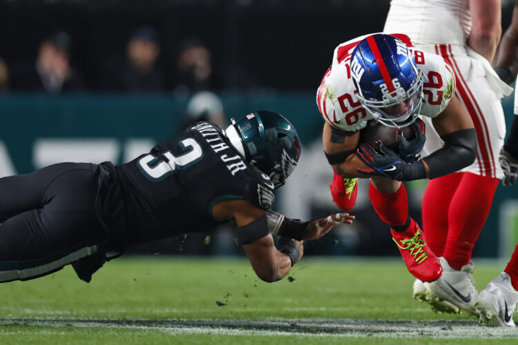 Mustipher gets tackles for Saints; Barkley hits paydirt for G-Men ...